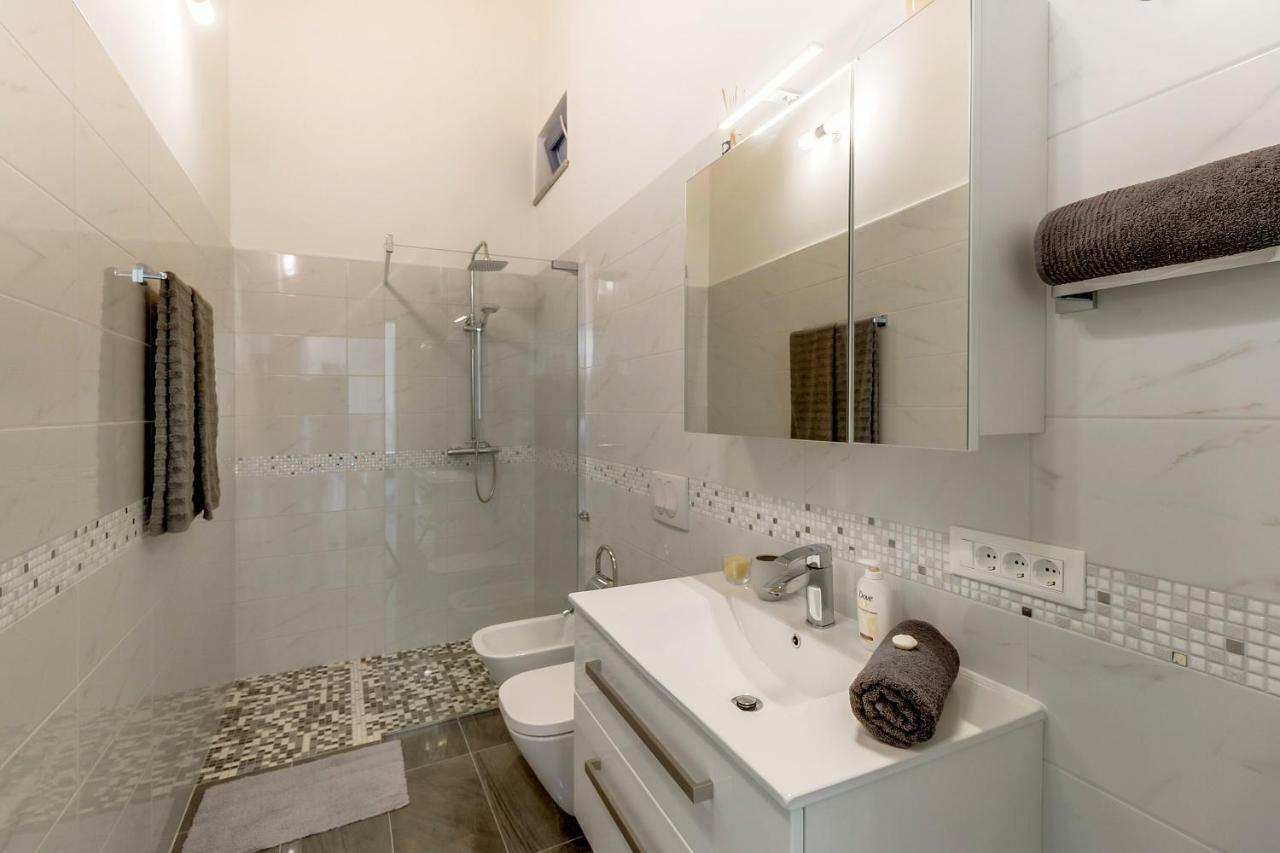 Apartments Relax Veli Lošinj 外观 照片